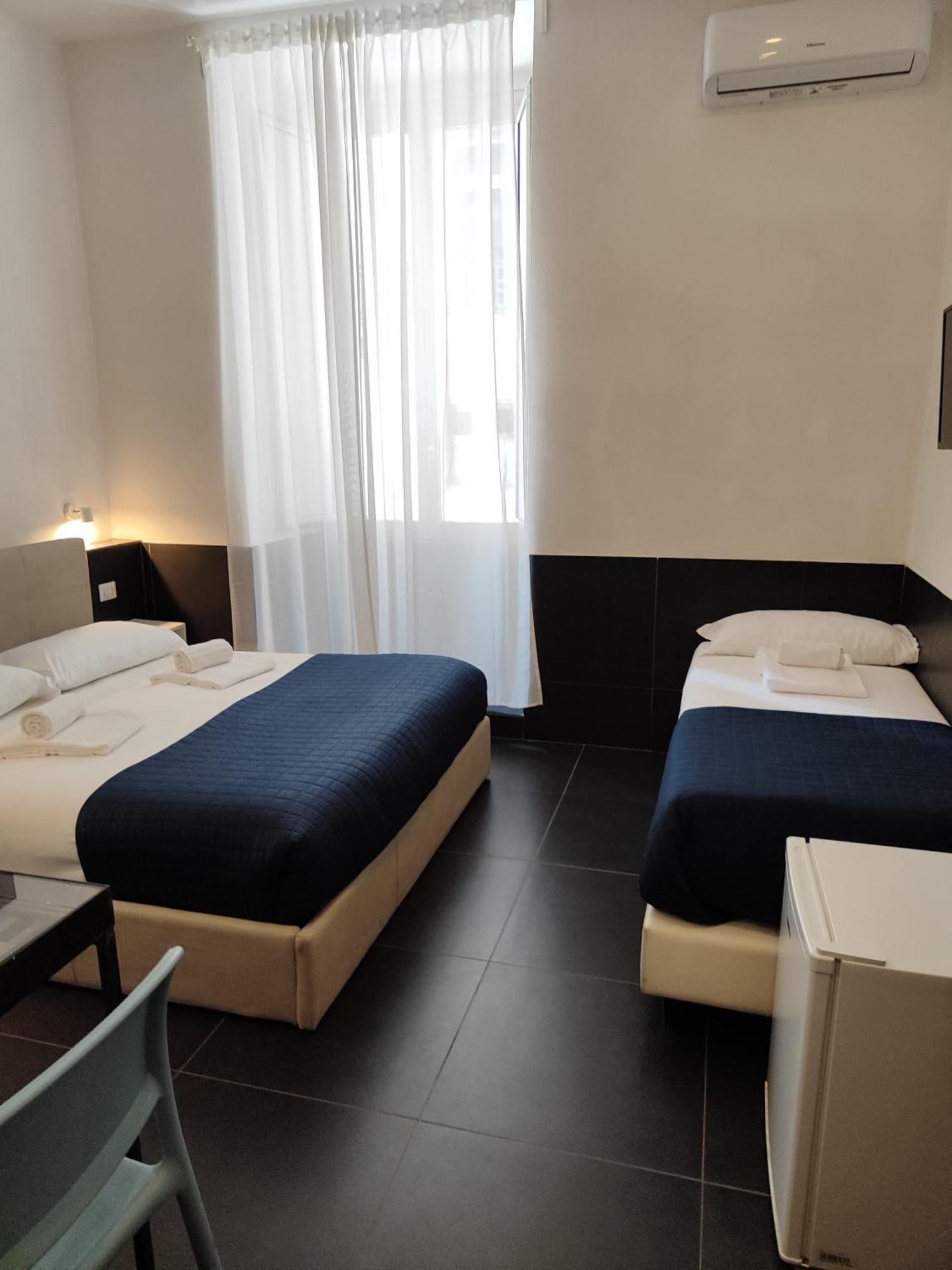 Hotel Ideal Napoli Camera foto